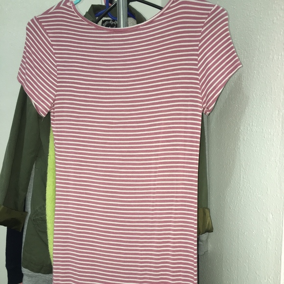 Pink striped dress - Picture 3 of 4